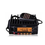 Radio Base Yaesu FT-2980, 80 watts con Antena VHF y soporte